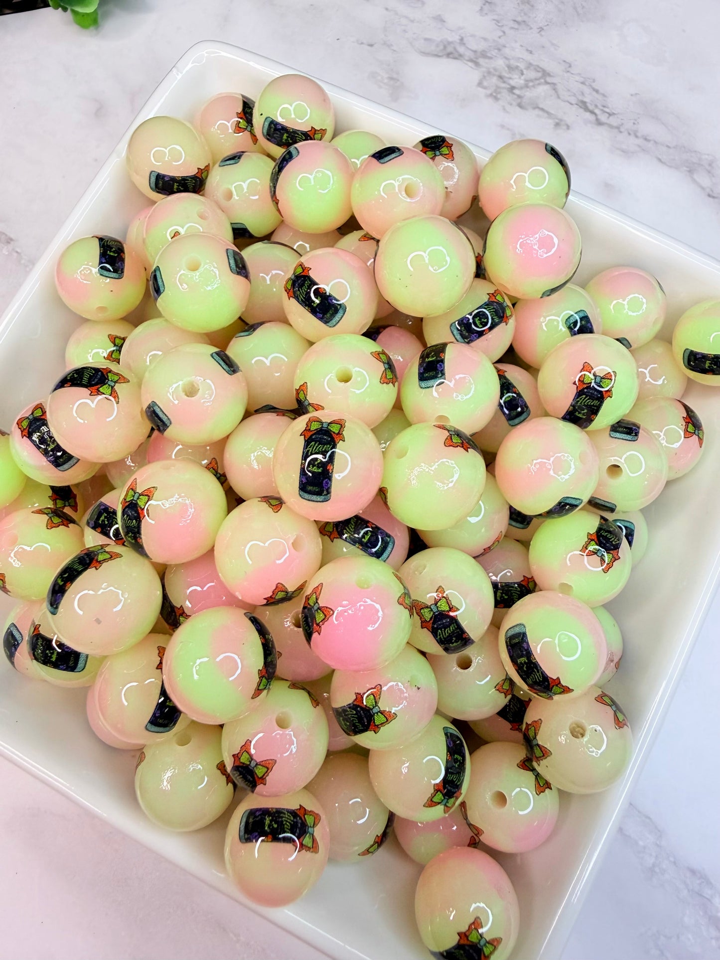 15mm Liquid witches brew swirl Alani silicone bead (pack of 5)