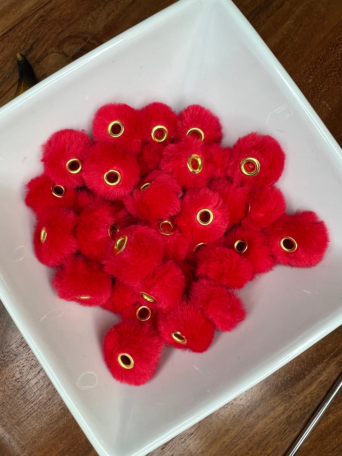 Fuzzy spacers