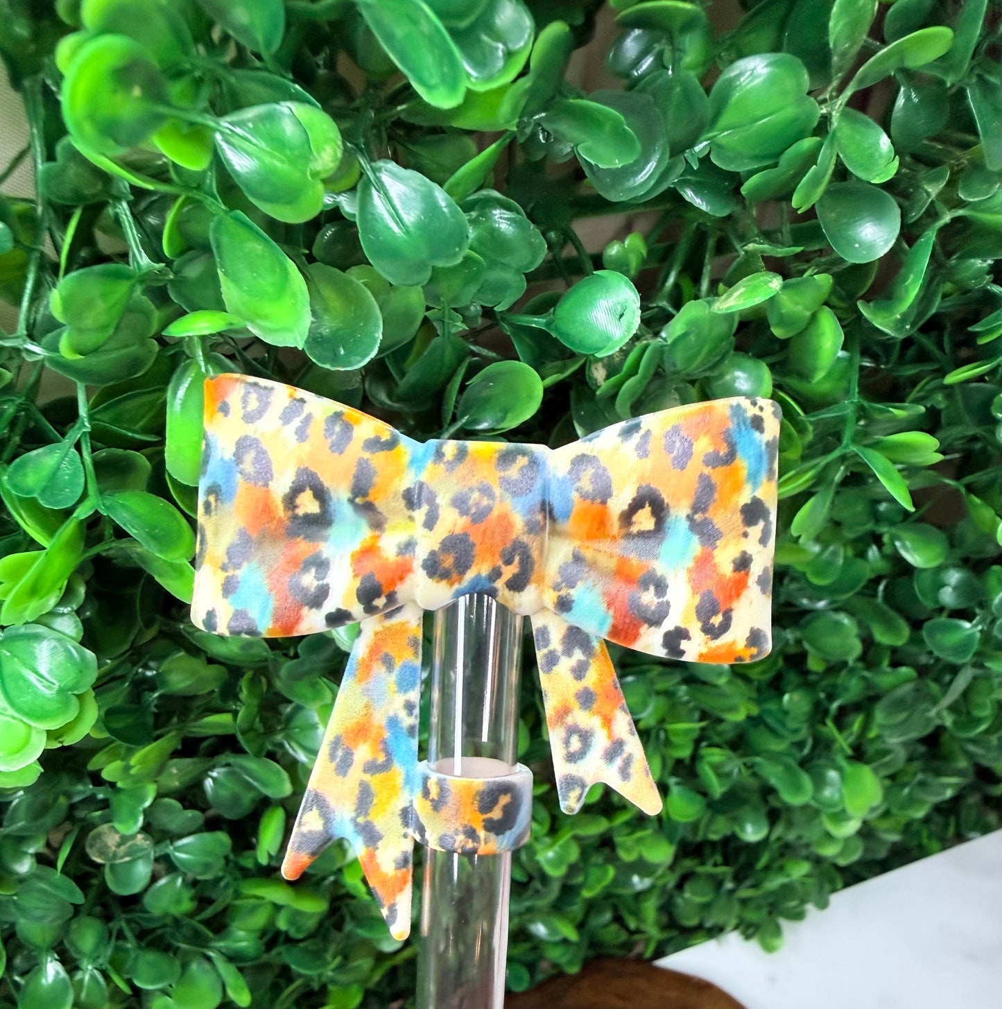 Cozy Cheetah strawtopper bow •Exclusive•