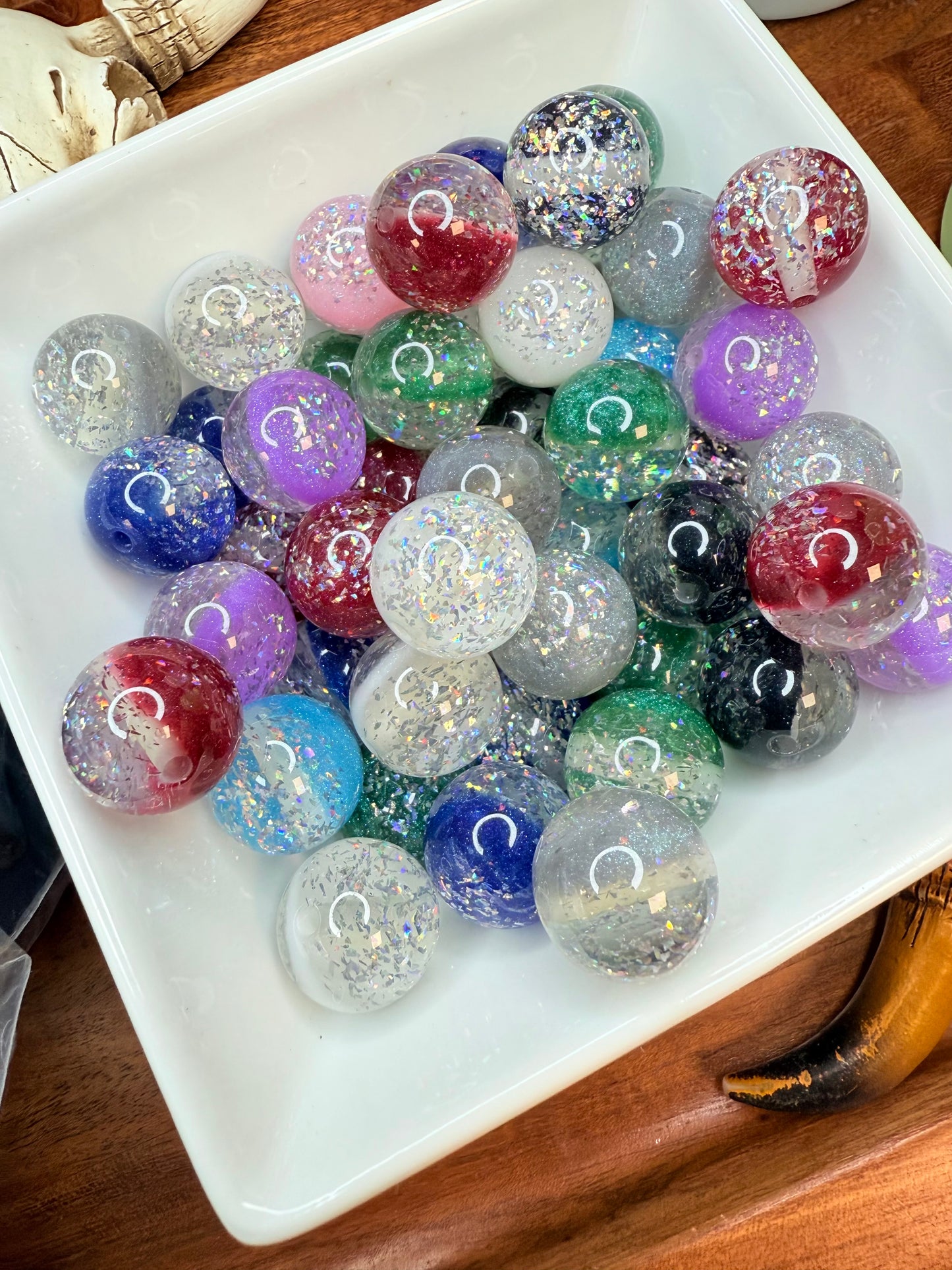 20mm Star dust acrylic bead mix (pack of 5)