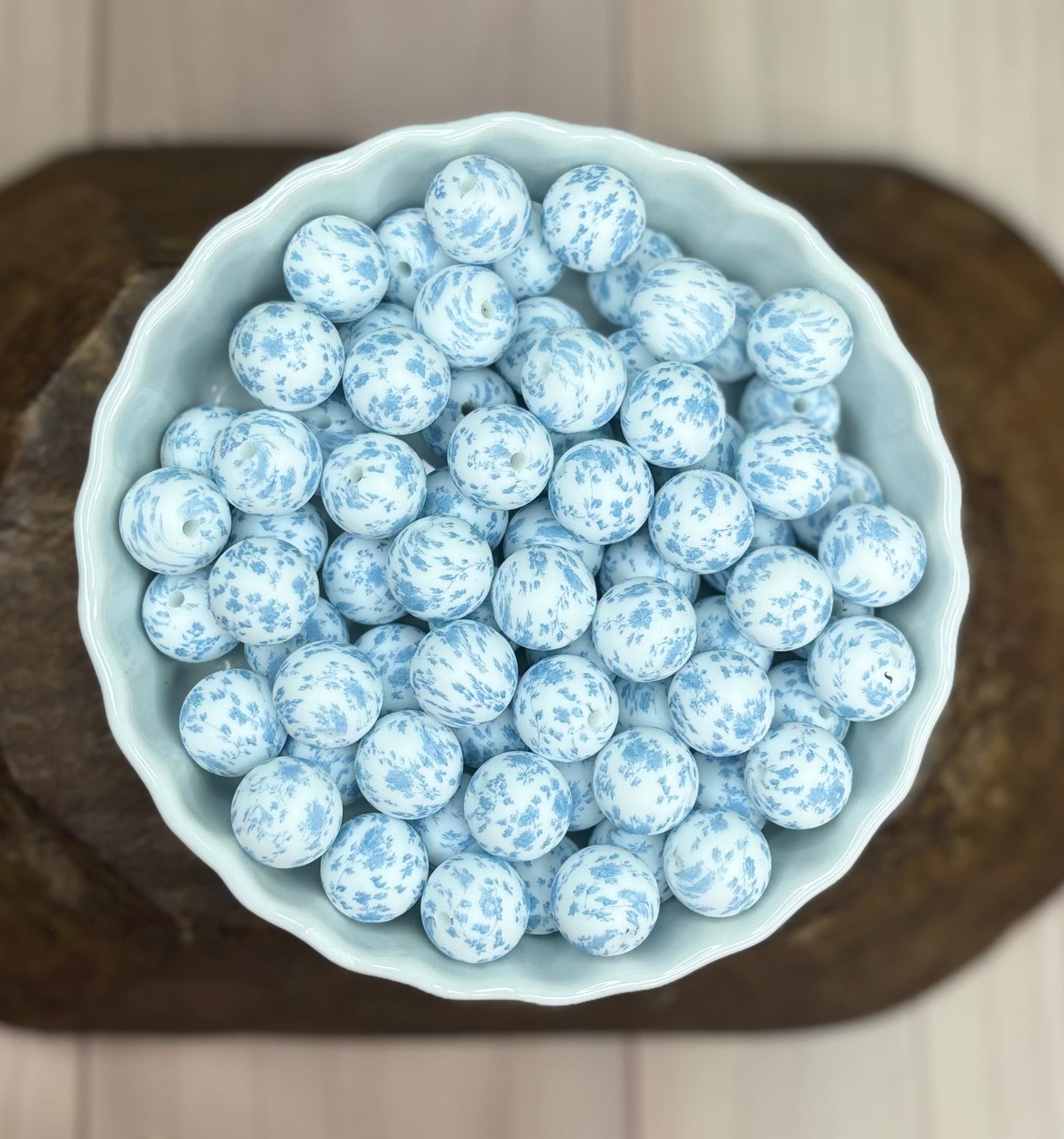 15mm Cloud breeze blue floral printed beads •Exclusive•
