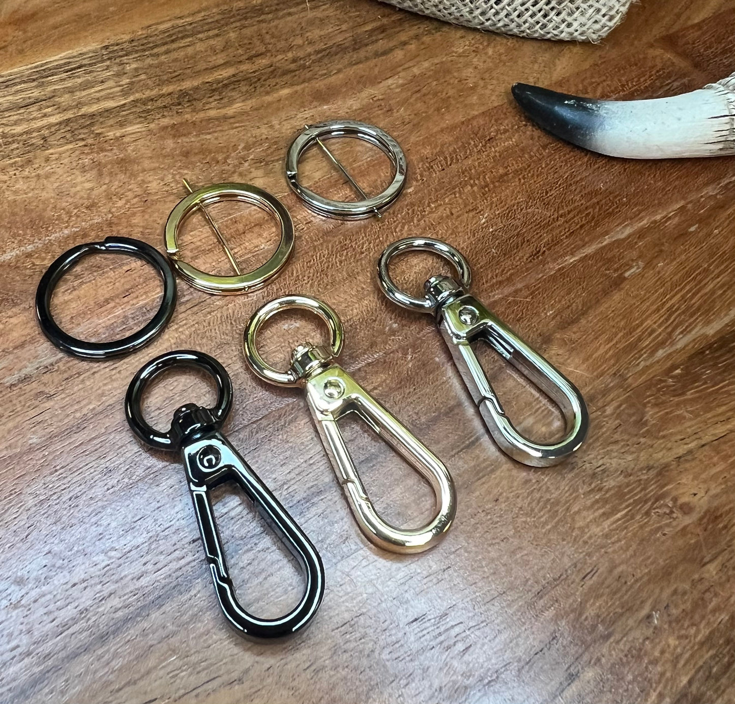 Snap hook lobster clasp (3 colors)