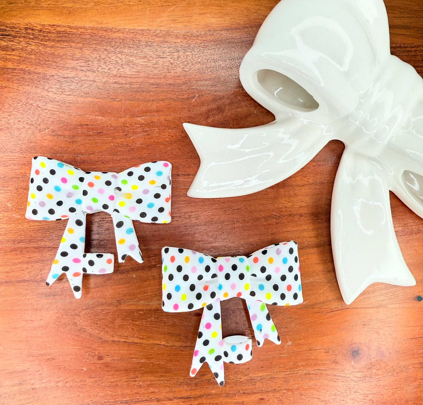 Polka dot strawtopper bow