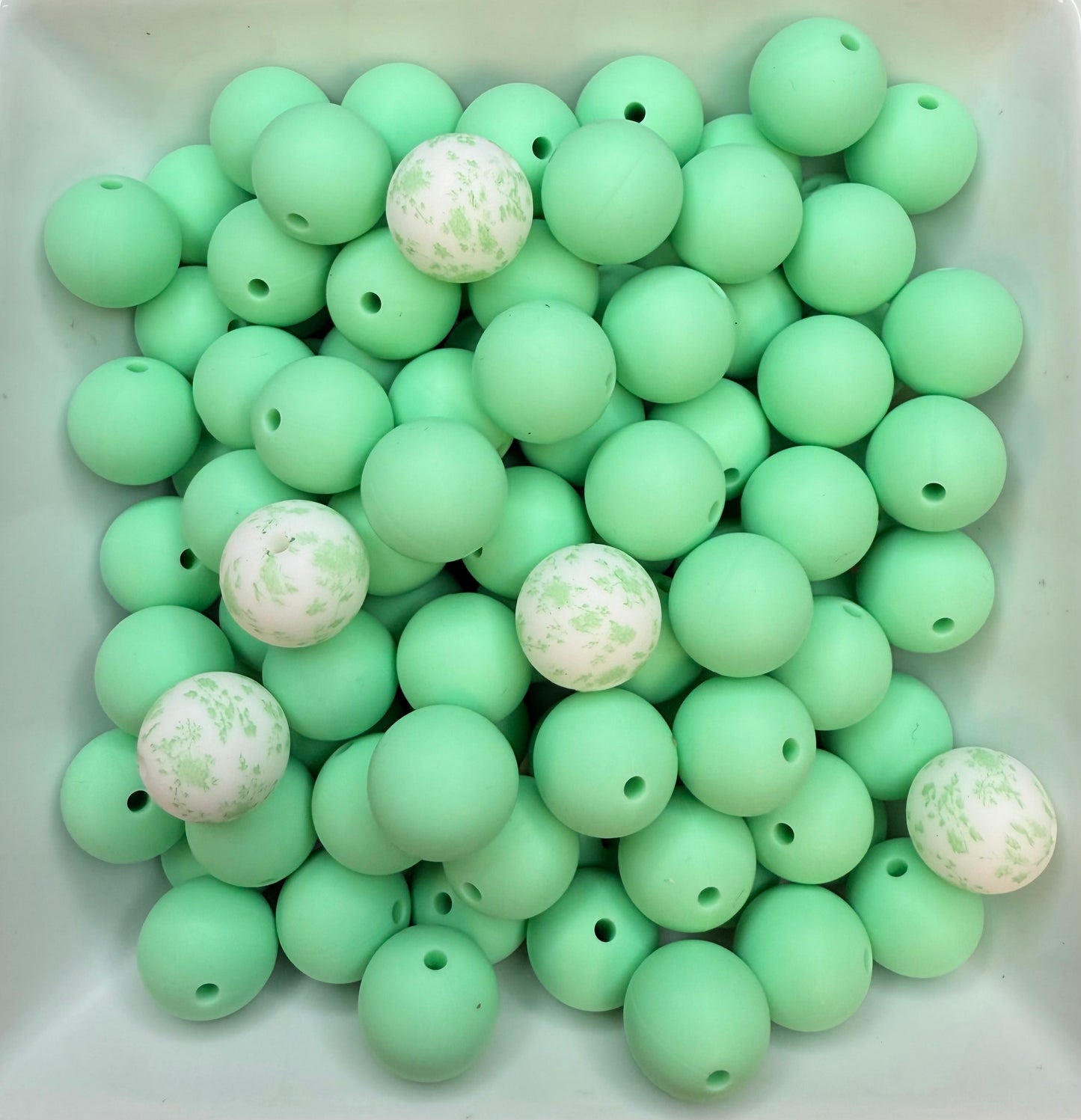 15mm Lush Green solid bead (matches the lush floral printed bead)