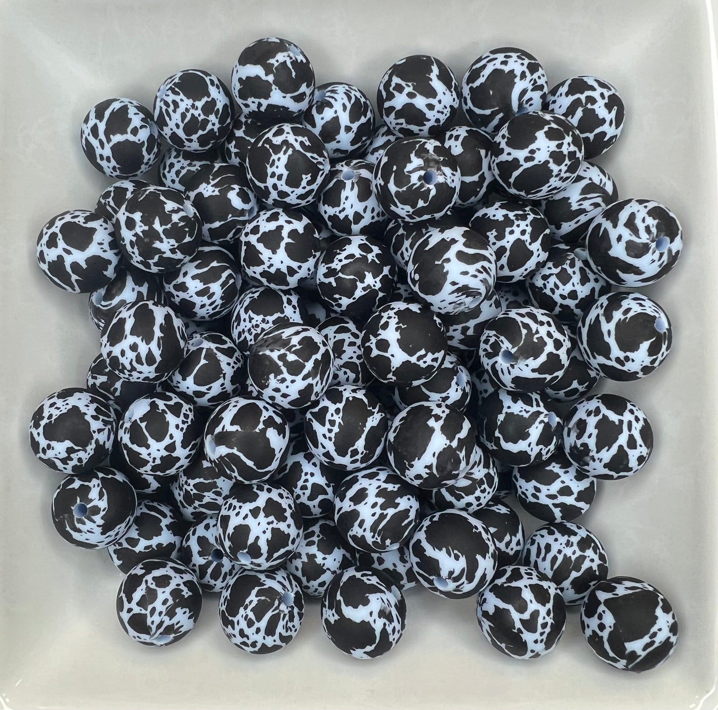 15mm Pastel blue cowhide bead (pack of 5) EXCLUSIVE