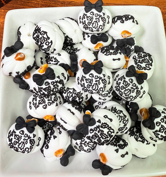 3D Black Floral Pumpkin Focal Exclusive