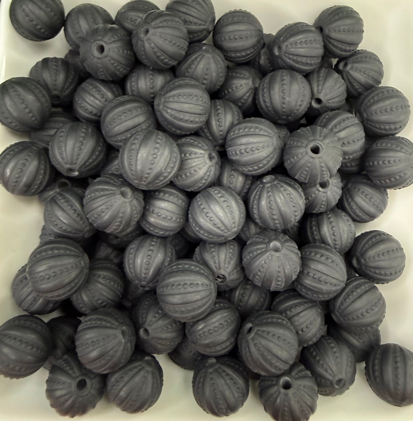 15mm Embossed silicone beads •Exclusive•