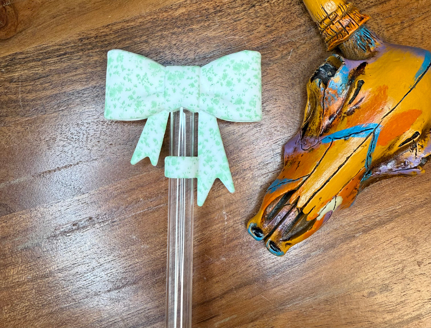 Lush green floral bow EXCLUSIVE