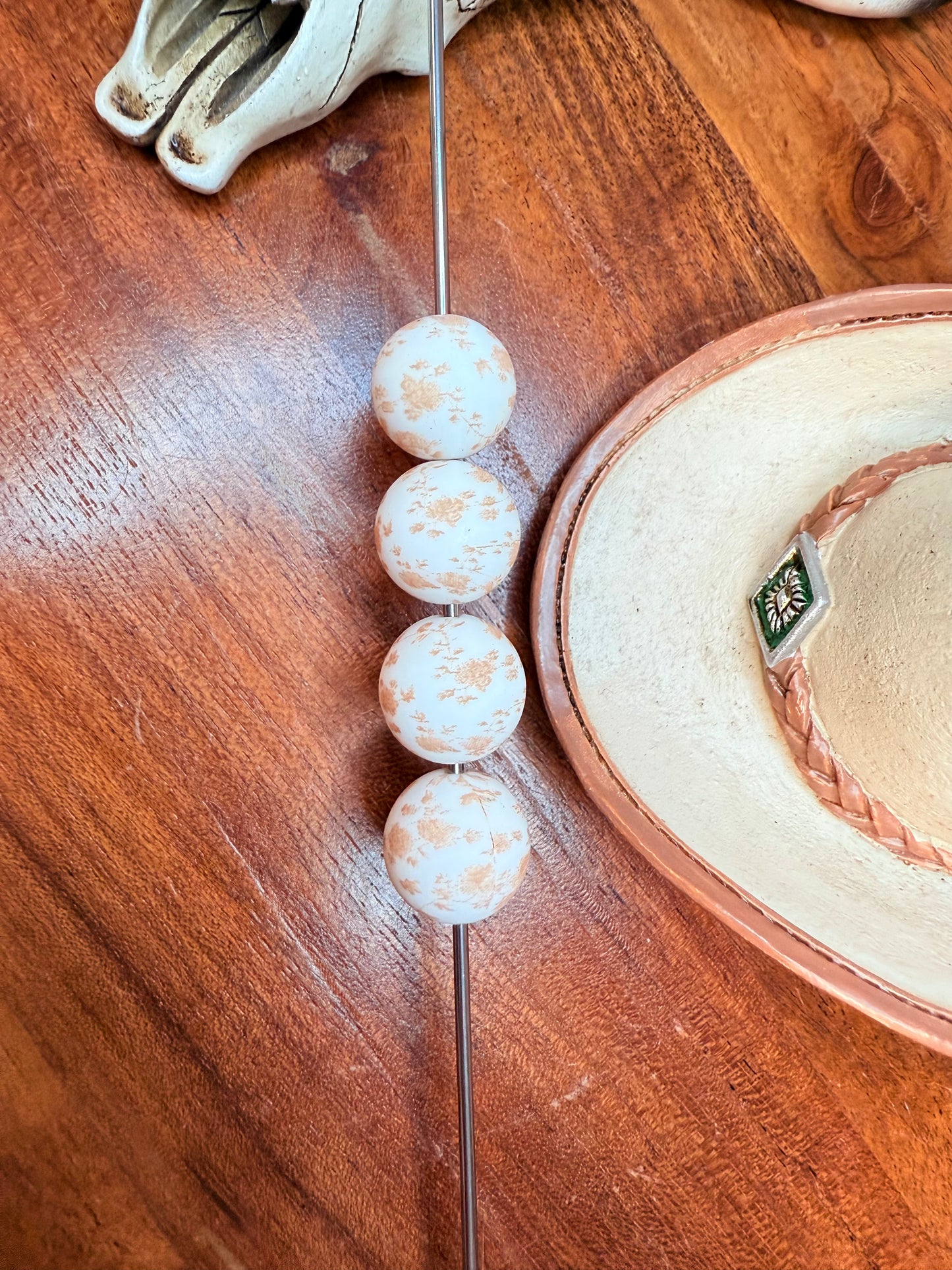 15mm Desert brown floral printed beads EXCLUSIVE (pack of 5)