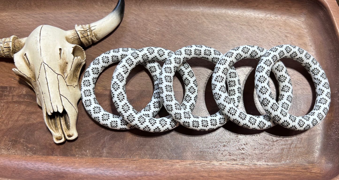 65mm Aztec white and black rings EXCLUSIVE