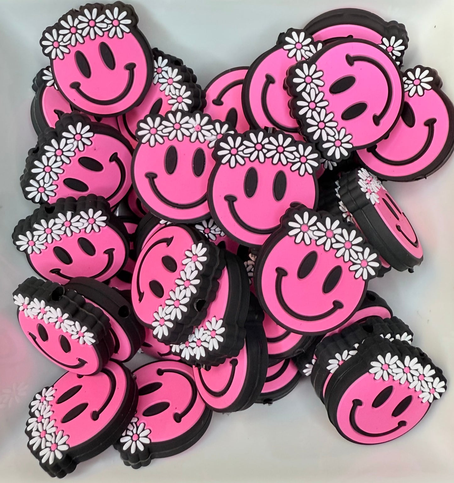 Flower pink smiley face Focal