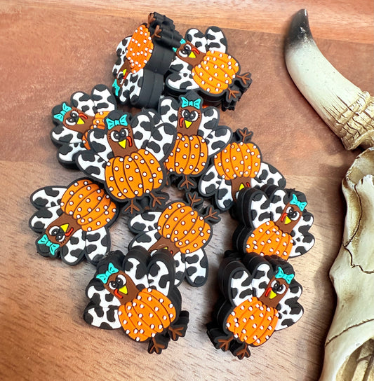 Cowprint pumpkin turkey focal