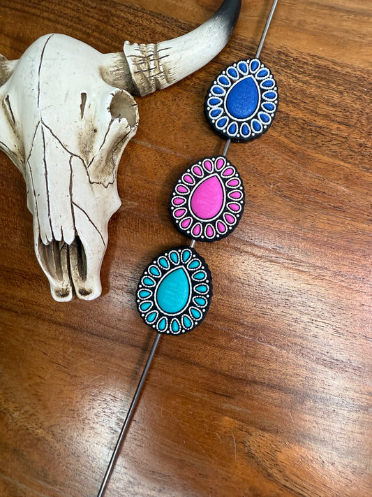 Western brooch Focal
