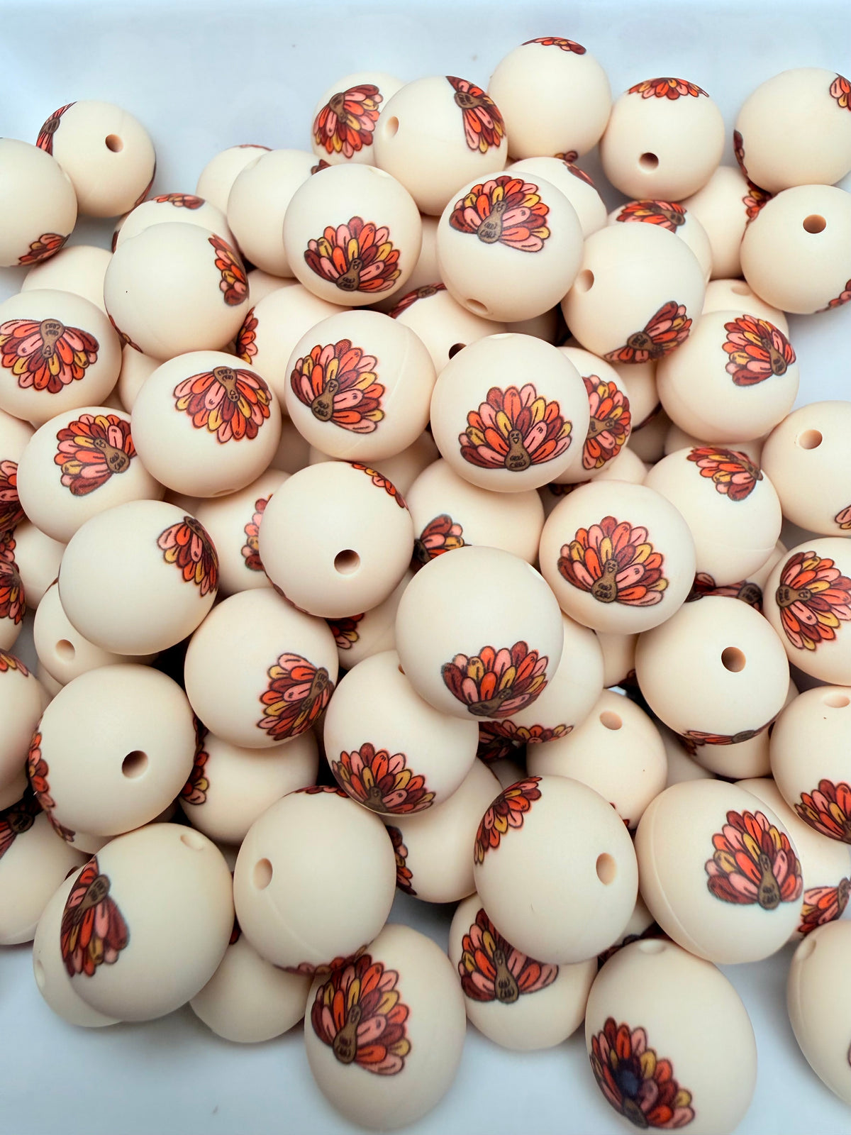 15mm Turkey and bows silicone beads (pack of 5)