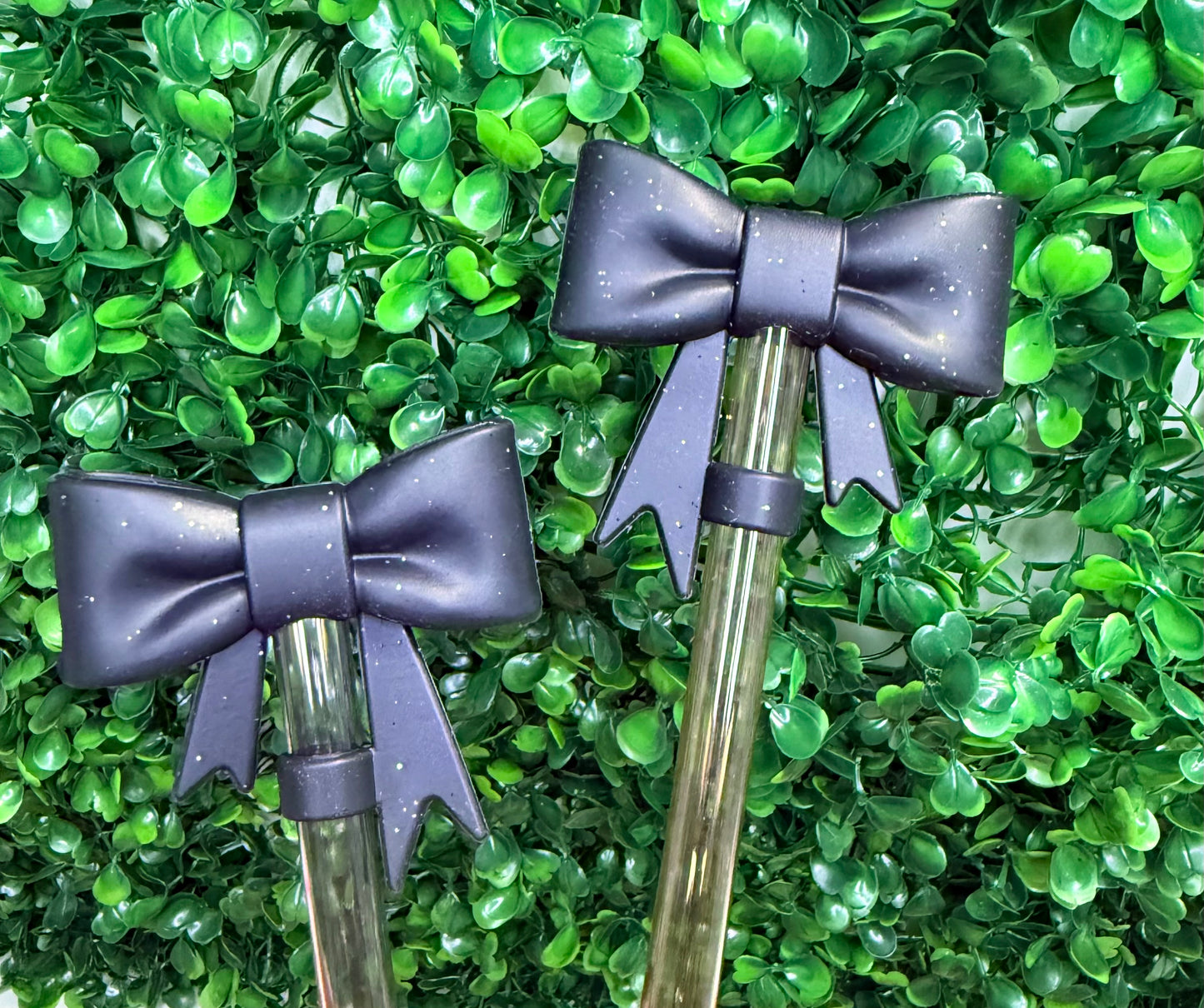 Black Glitter strawtopper bow