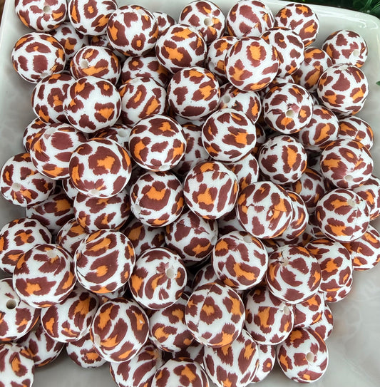 15mm Cheetah printed beads (pack of 5) •Matches the bandana bow