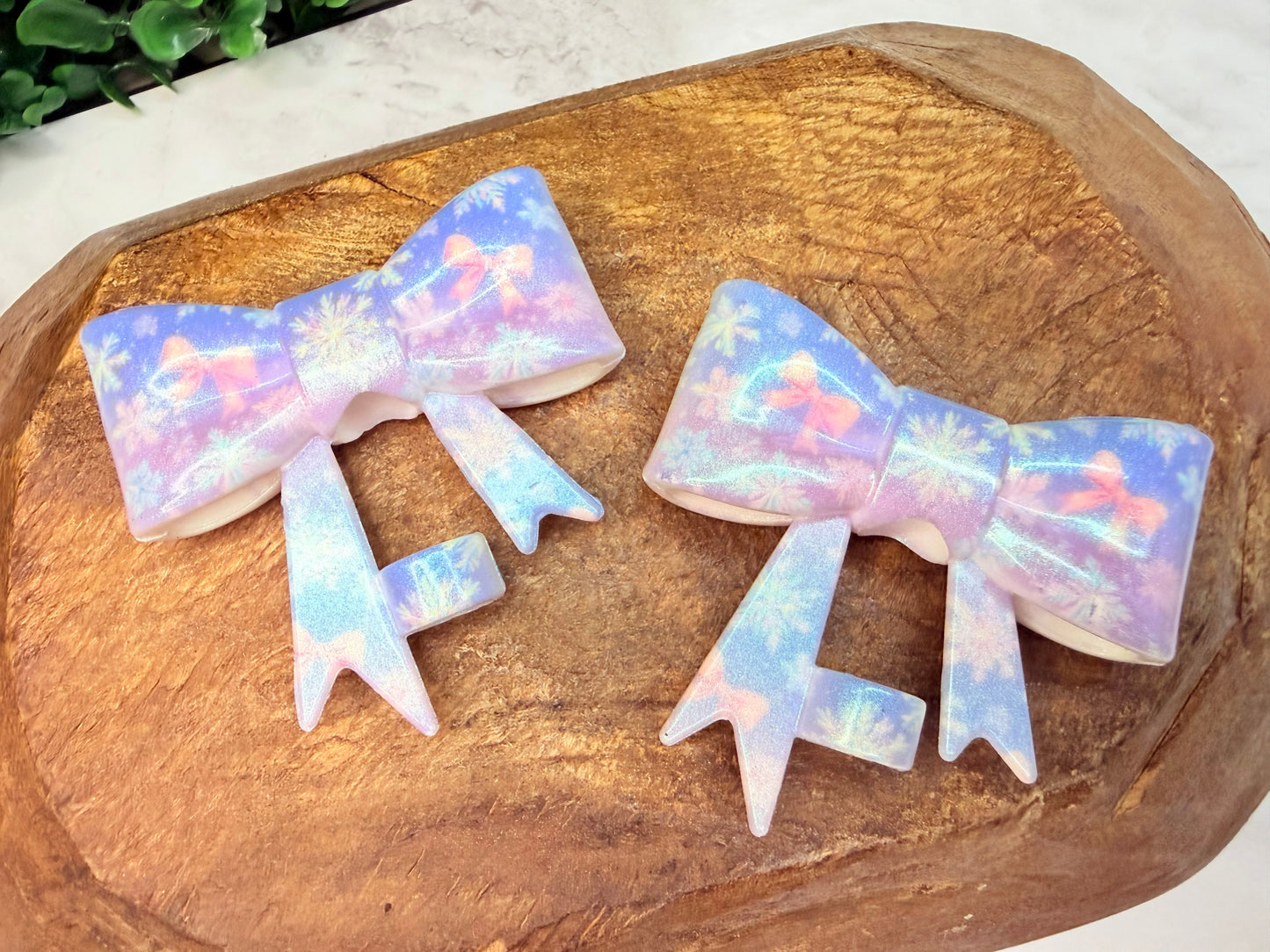 Opal Winter Snow strawtopper bow •Exclusive•