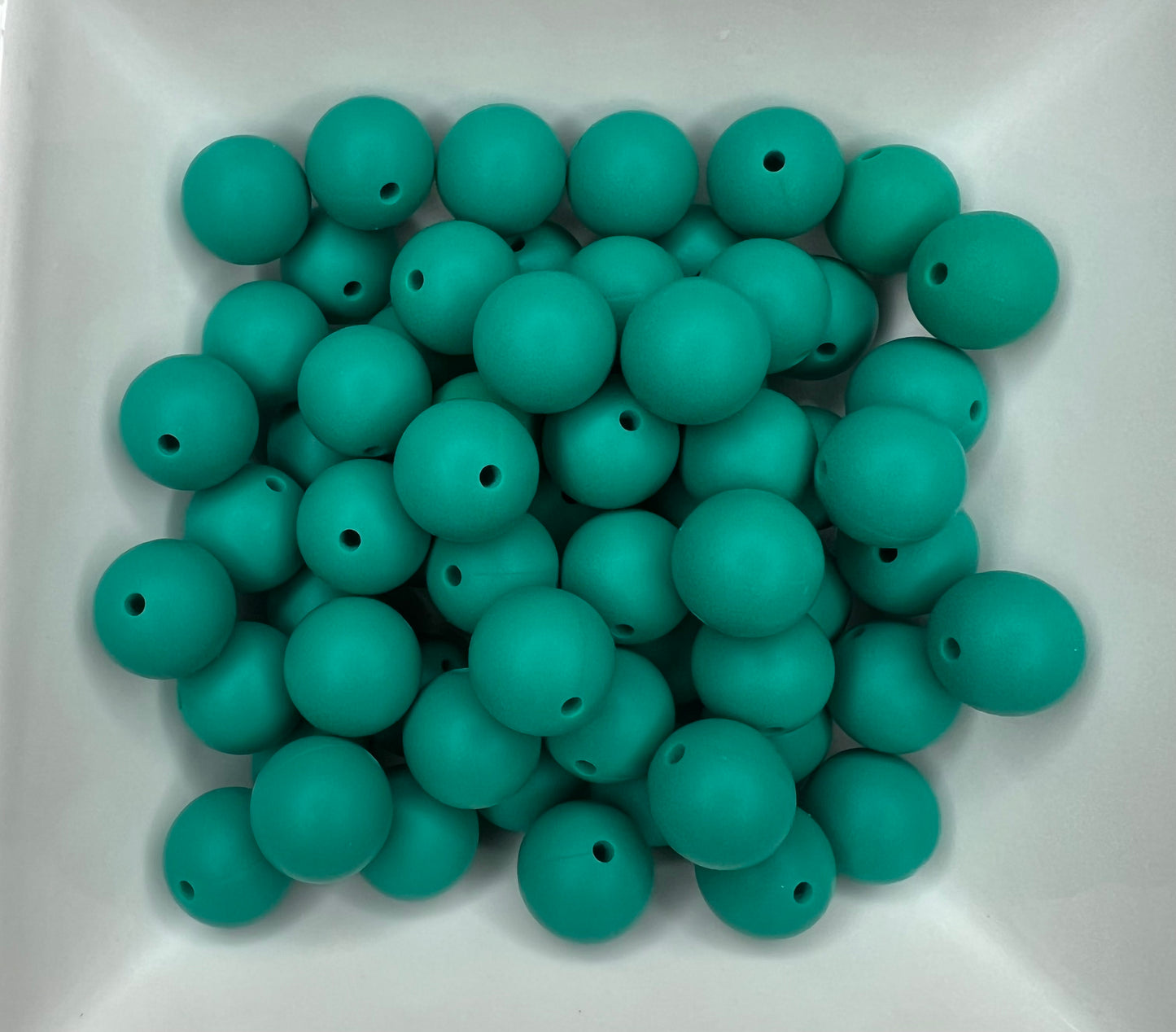 15mm Emerald Green silicone bead