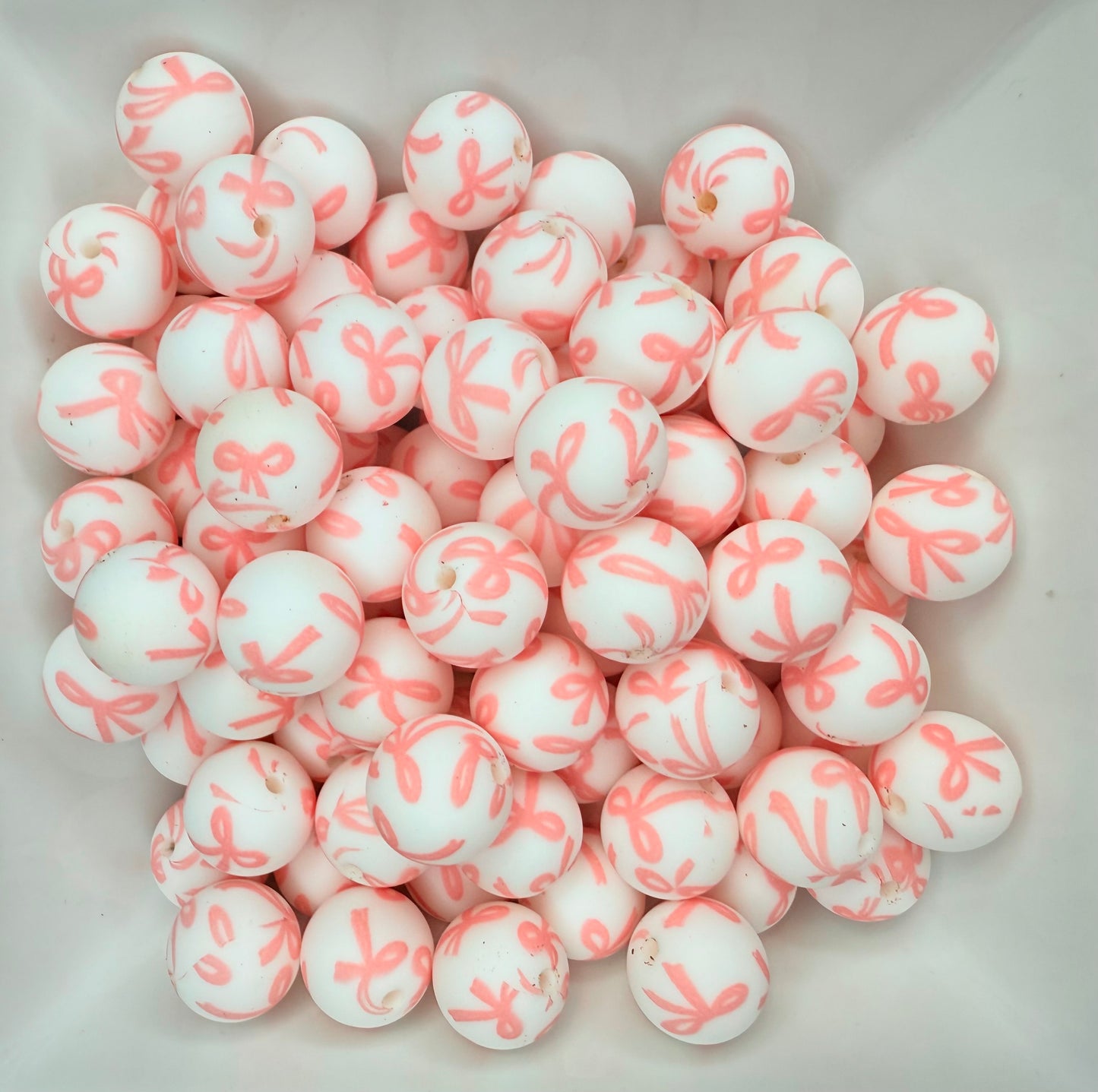 15mm Pink Ribbon printed beads (pack of 5)
