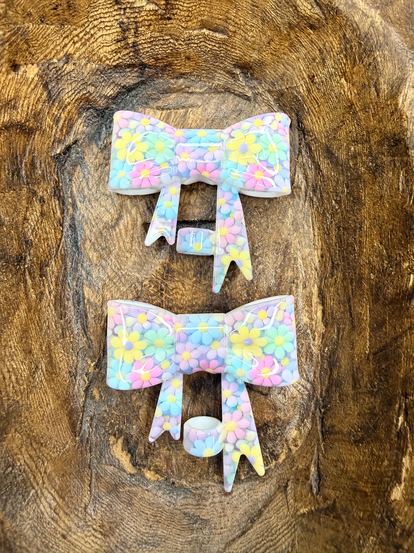 Liquid Pastel petals strawtopper bow