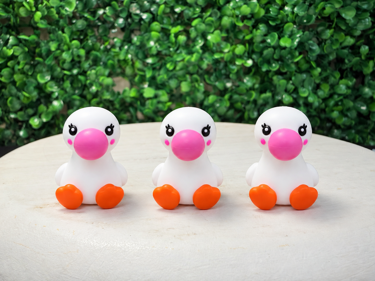3D Lucy the bubble gum goose silicone focal •Exclusive•