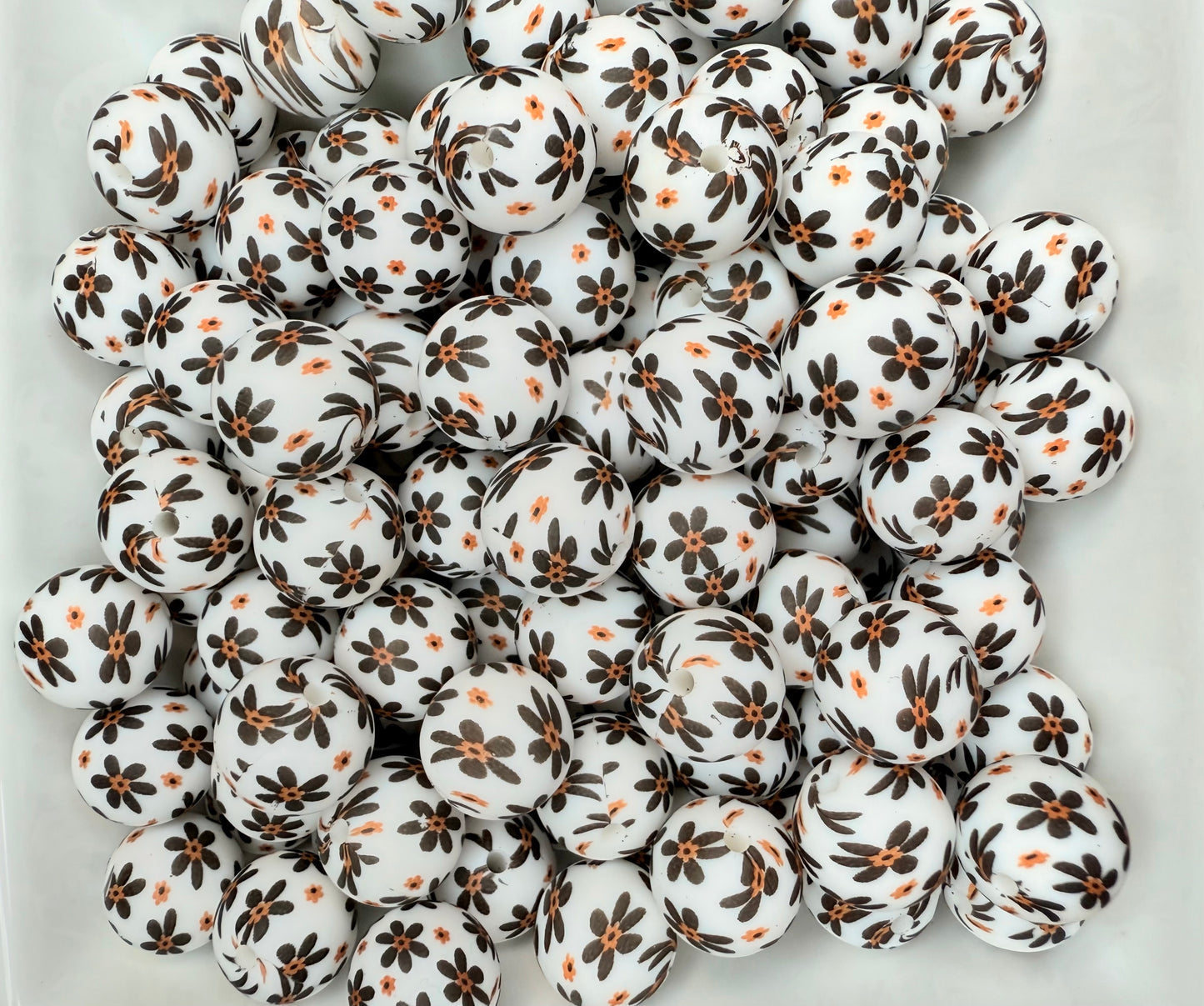 15mm Rustic Daisy silicone beads Exclusive