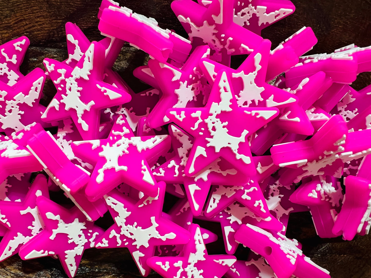 Hot pink cowprint star Focal