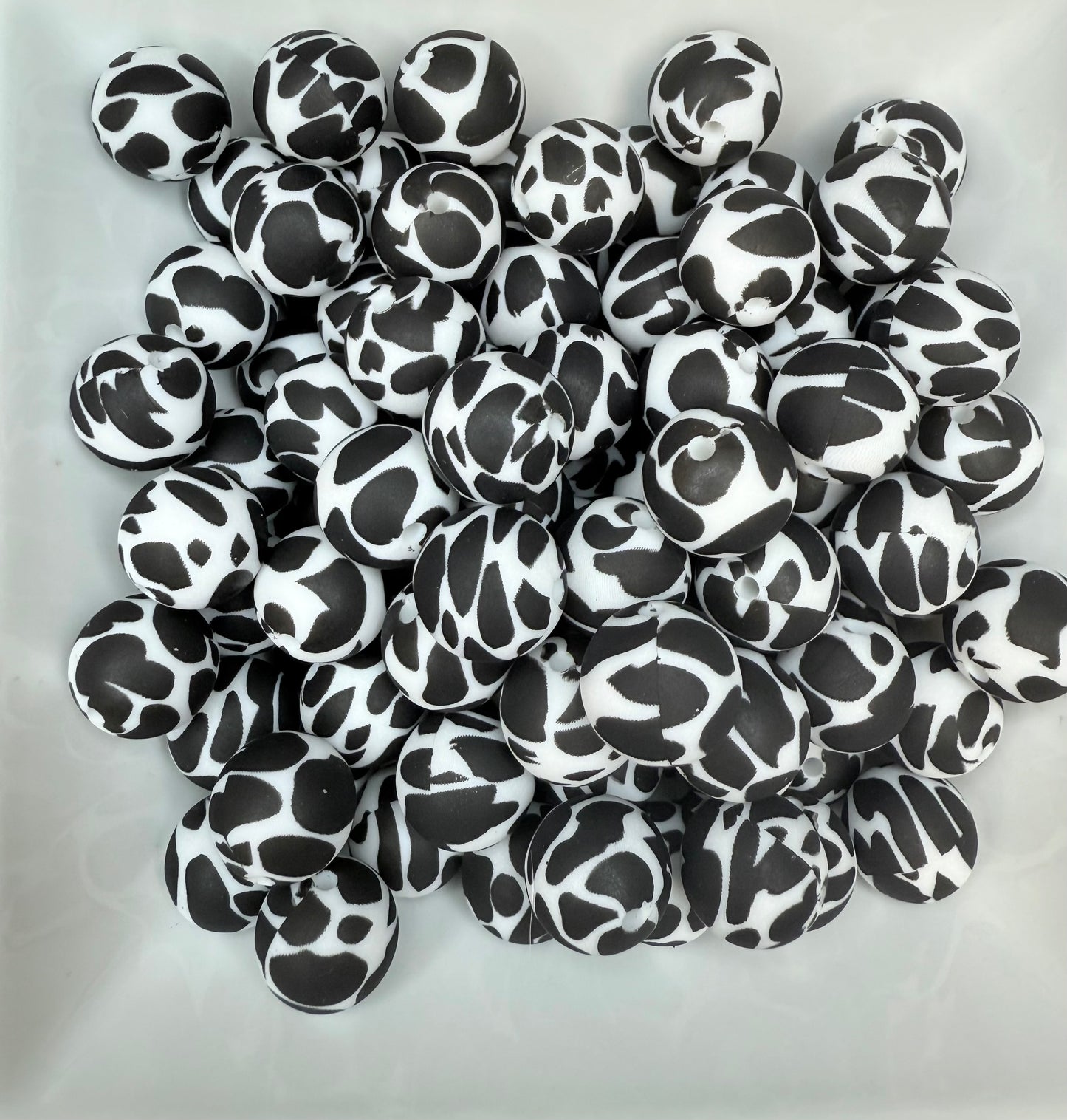15mm Cow Print silicone beads (pack of 5)