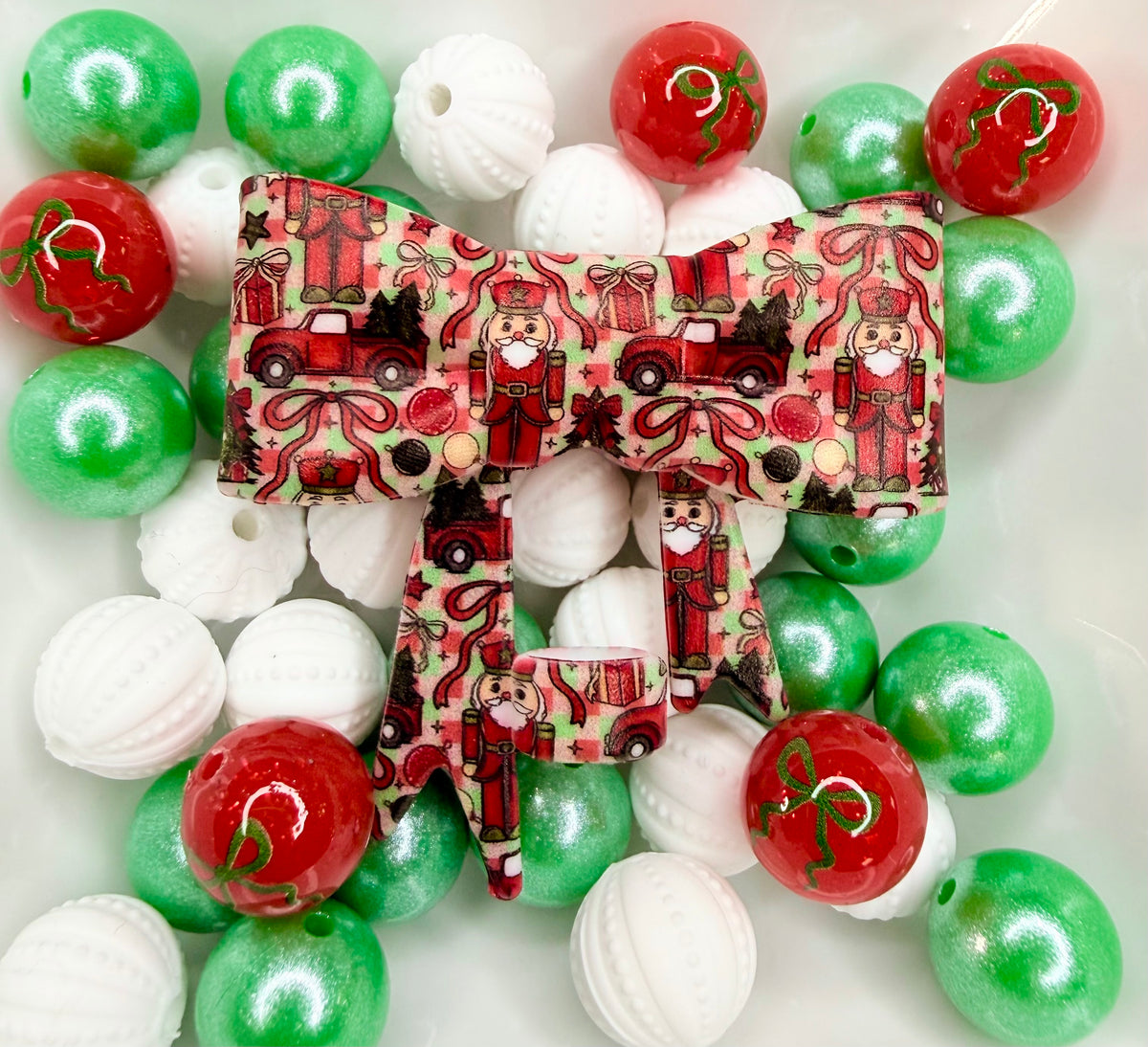 Christmas trucks & bows strawtopper bow