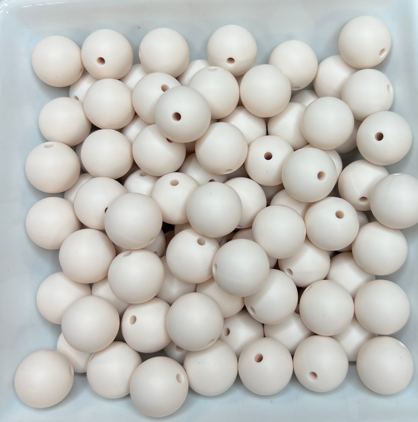 15mm Simply Ivory bead