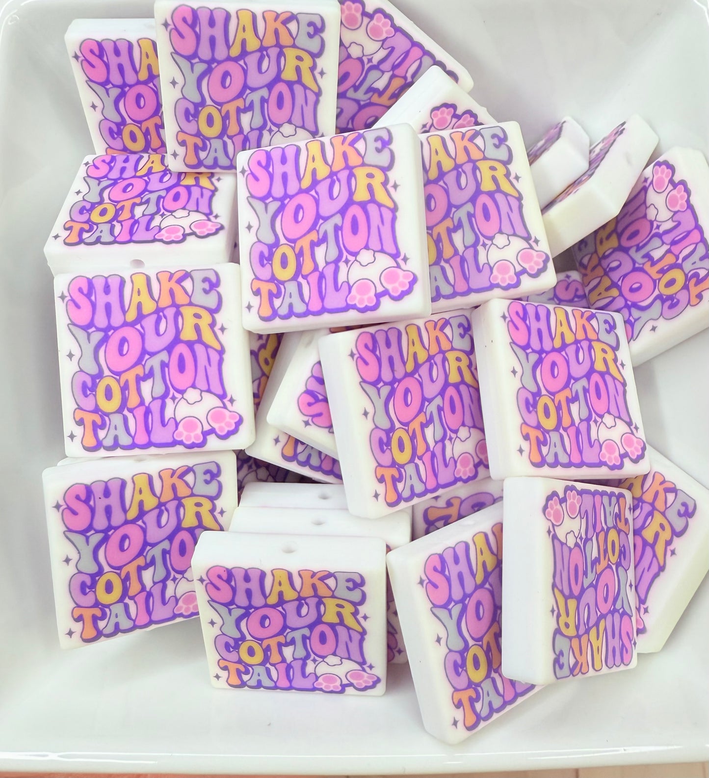 Shake your cotton tail Focal