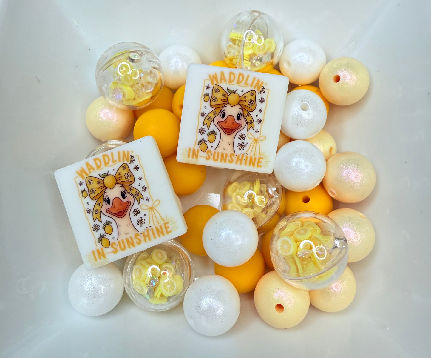 Waddlin’ in Sunshine Focal