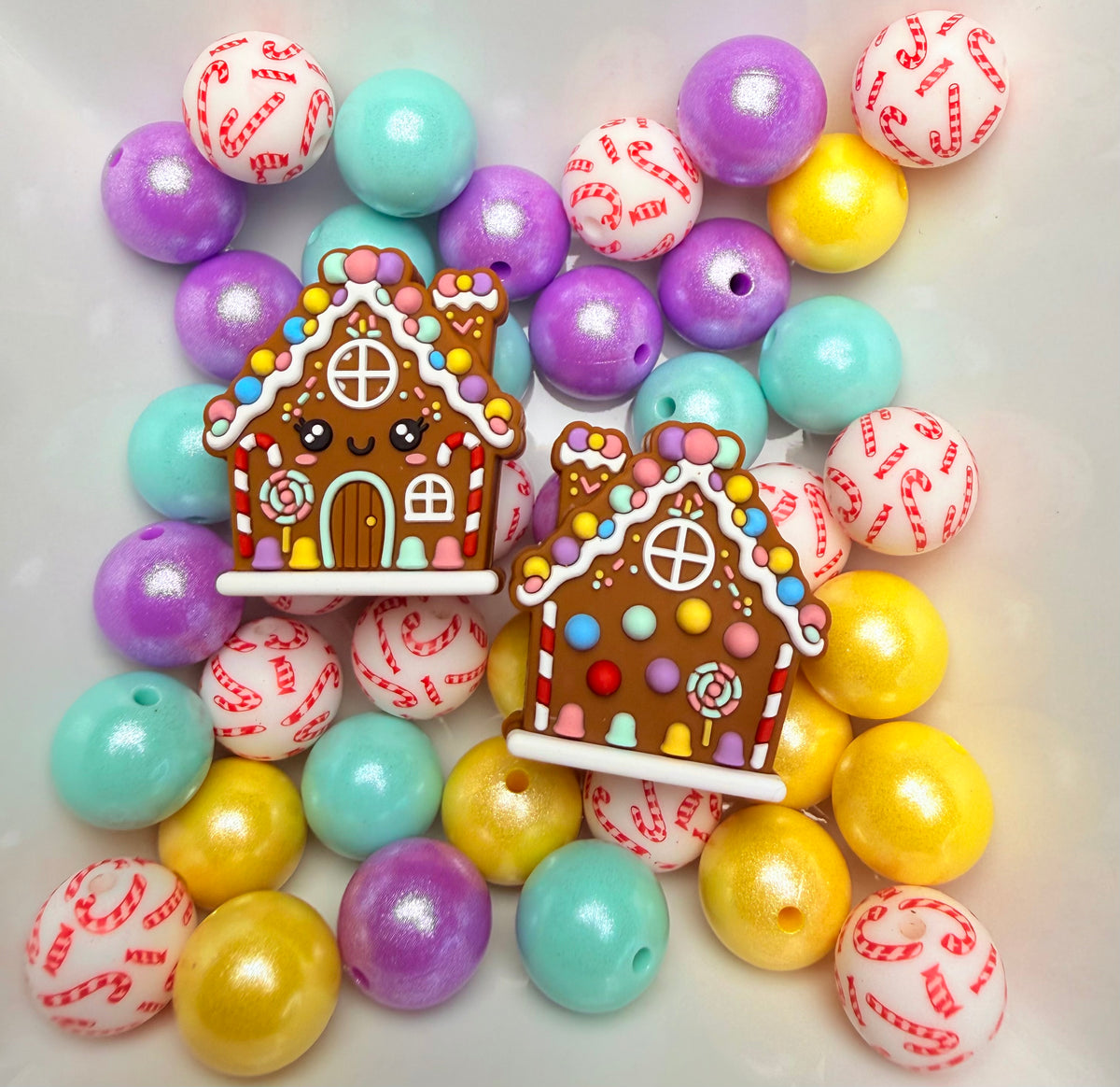 3D Candyland gingerbread house focal