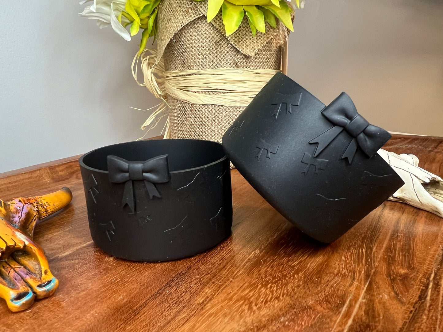 Bow tumbler boots (multiple colors)