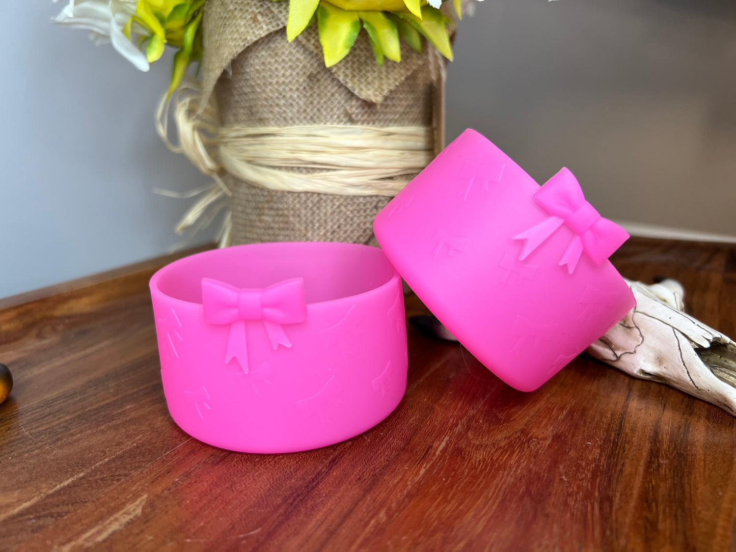 Bow tumbler boots (multiple colors)