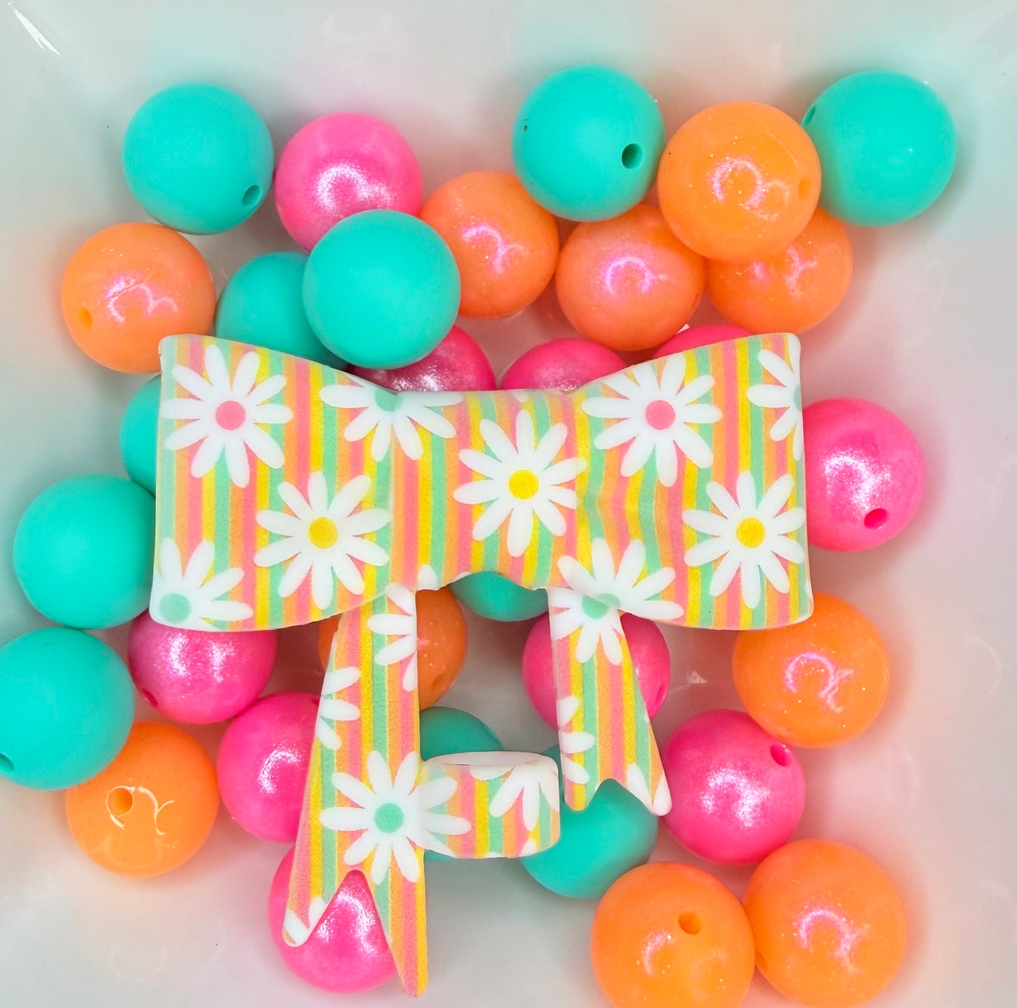 Daisy flower power strawtopper bow