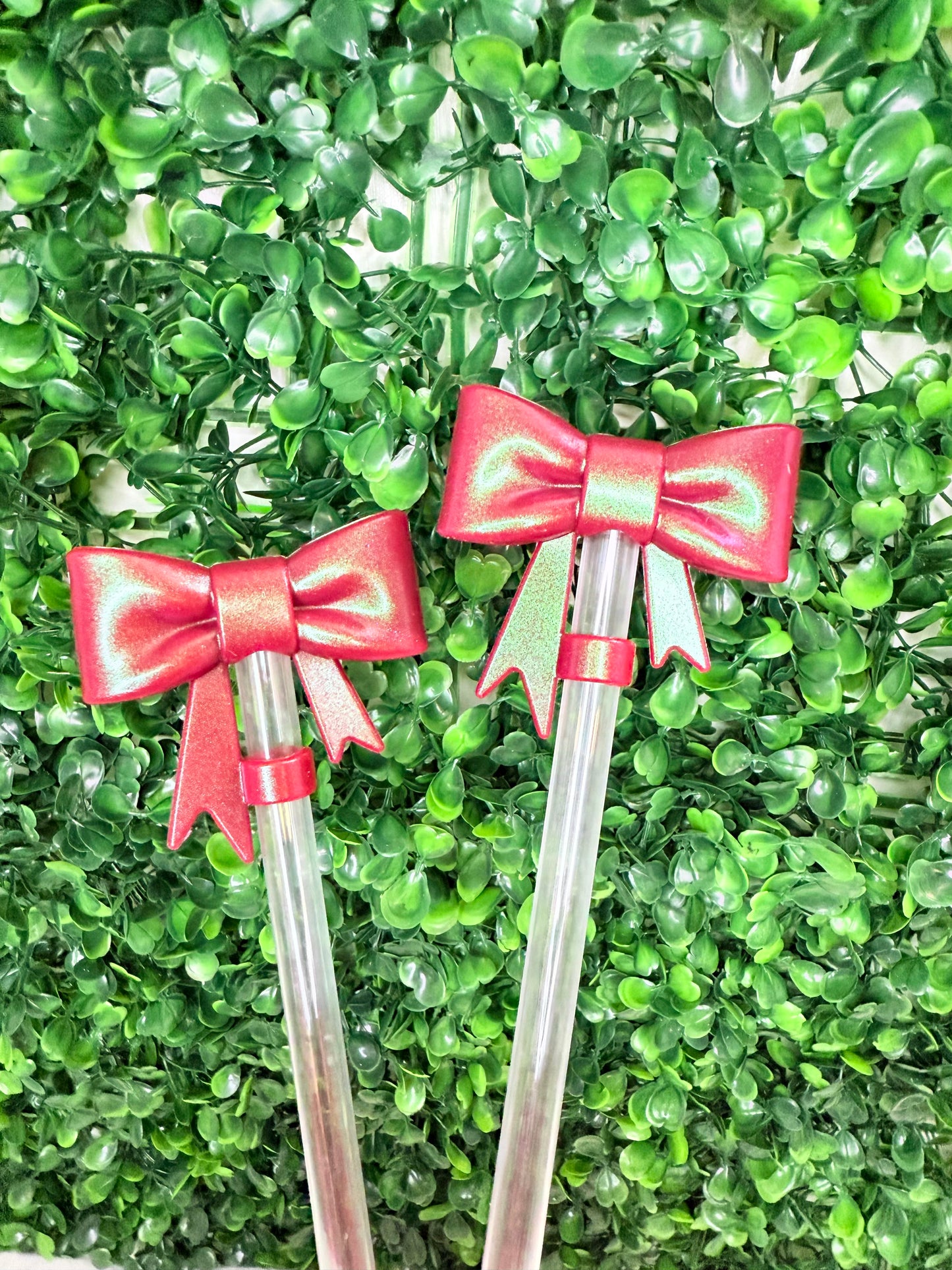 Opal Maroon strawtopper bow