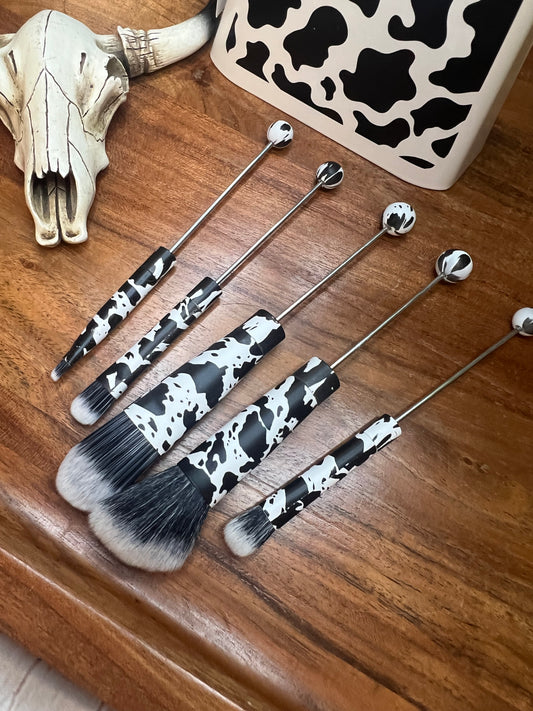 Cow print make up set