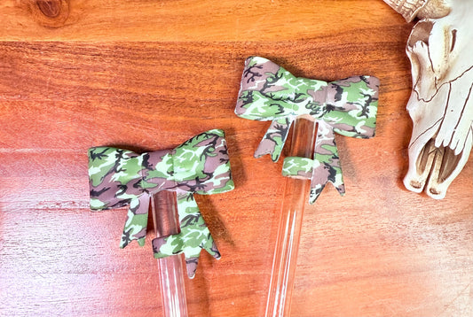 Camo strawtopper bows