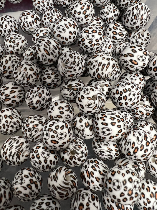 15mm Soccer leopard printed beads (pack of 5)