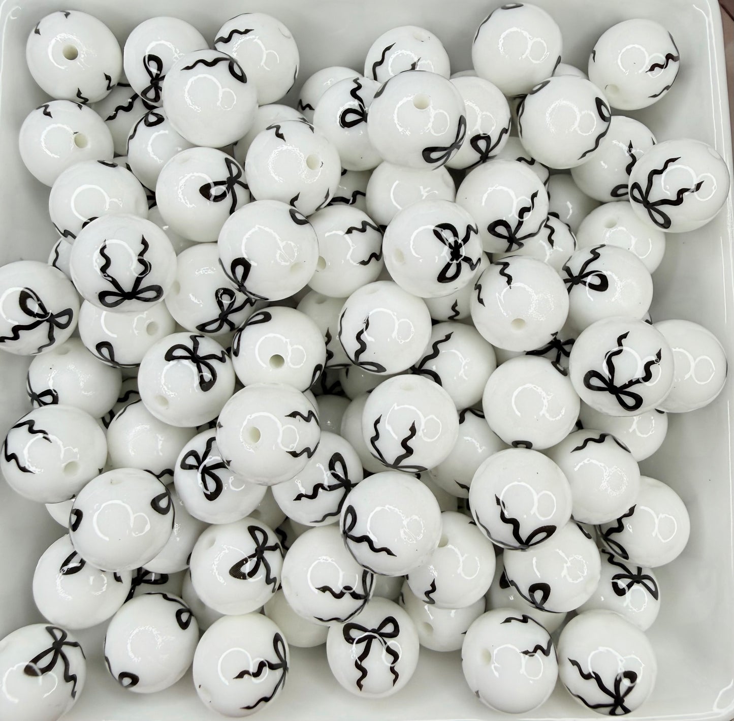 5mm Liquid White & Black bow printed beads •Exclusive• (pack of 5)