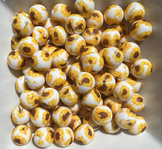 15mm white sunflower bead (pack of 5)